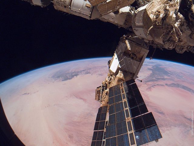 satellites010.jpg